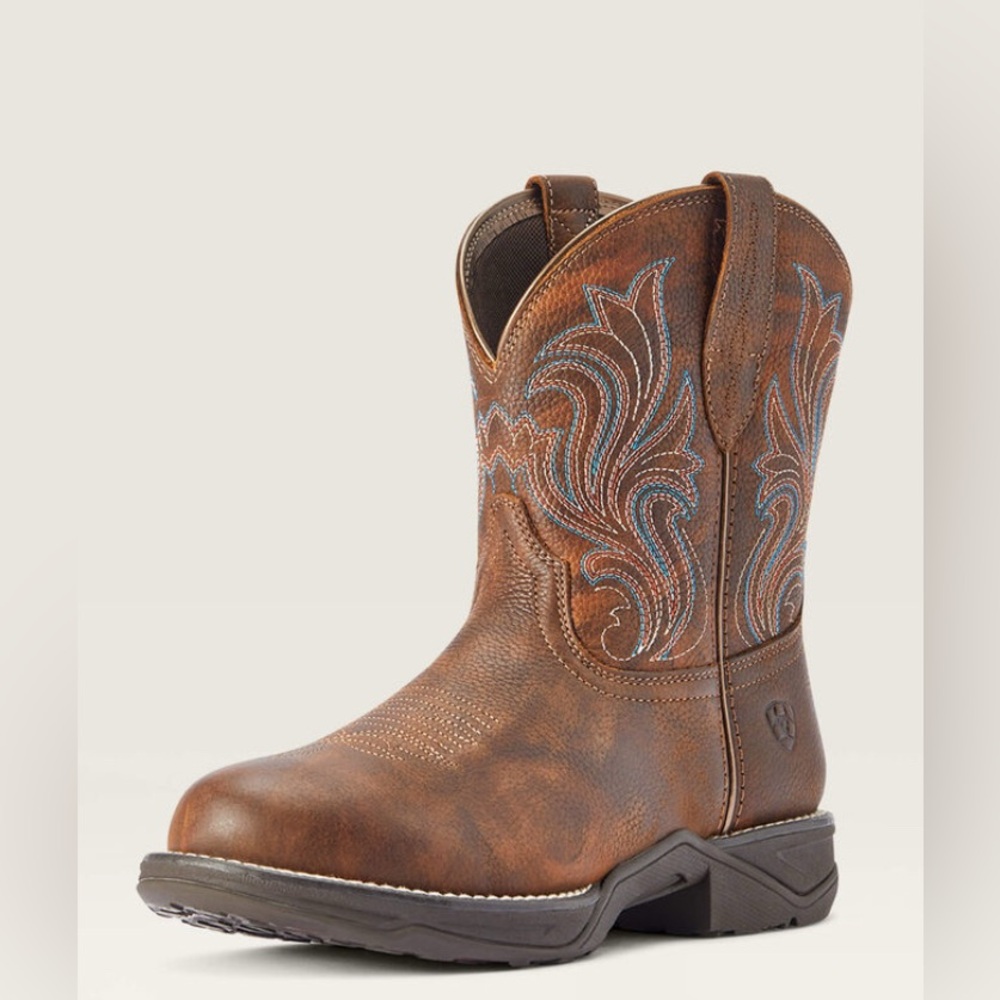 NEW!! Ariat Anthem Round Toe Shortie Western Boot